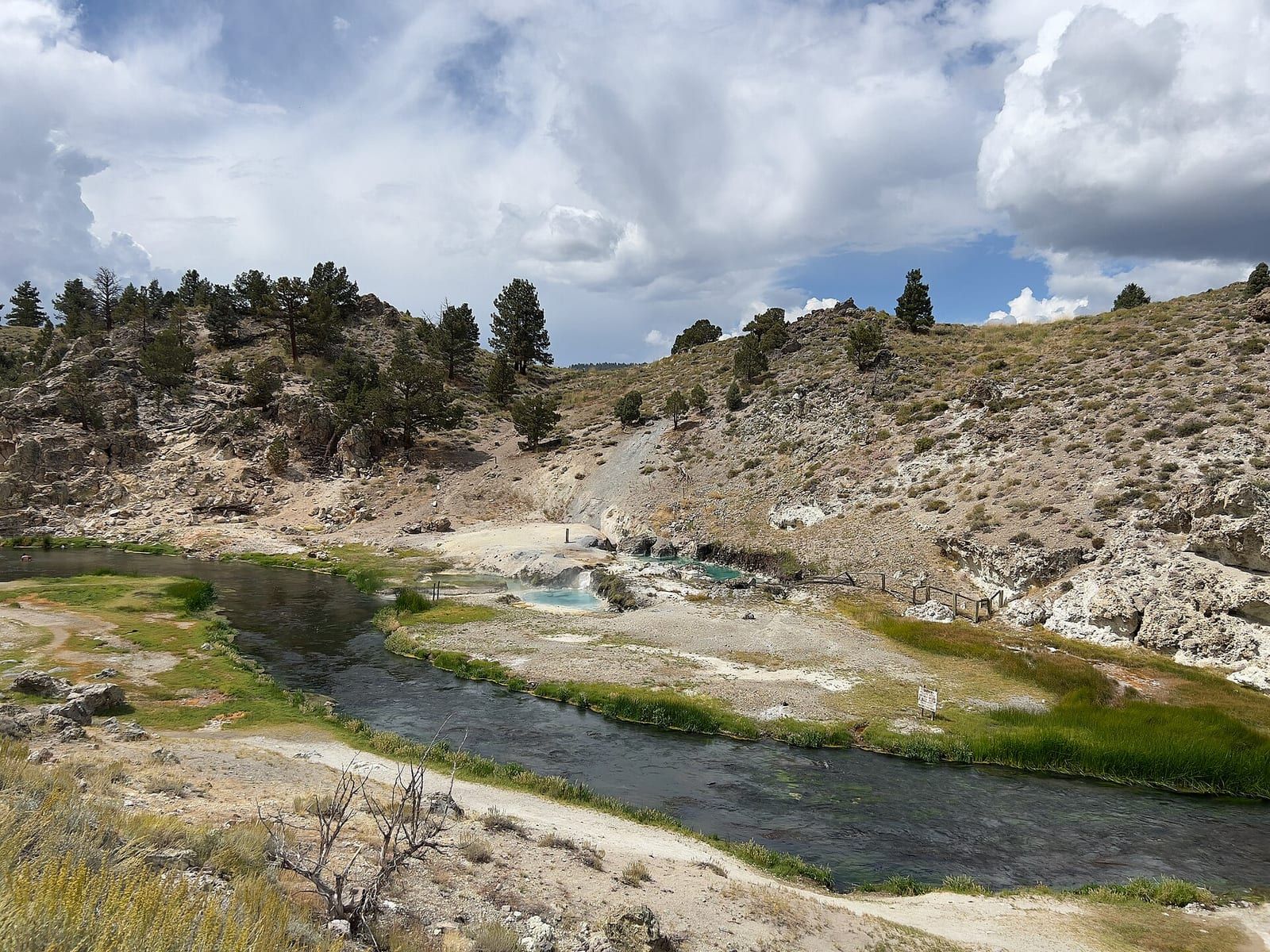 Hot Creek Geological Site hydrothermal pools