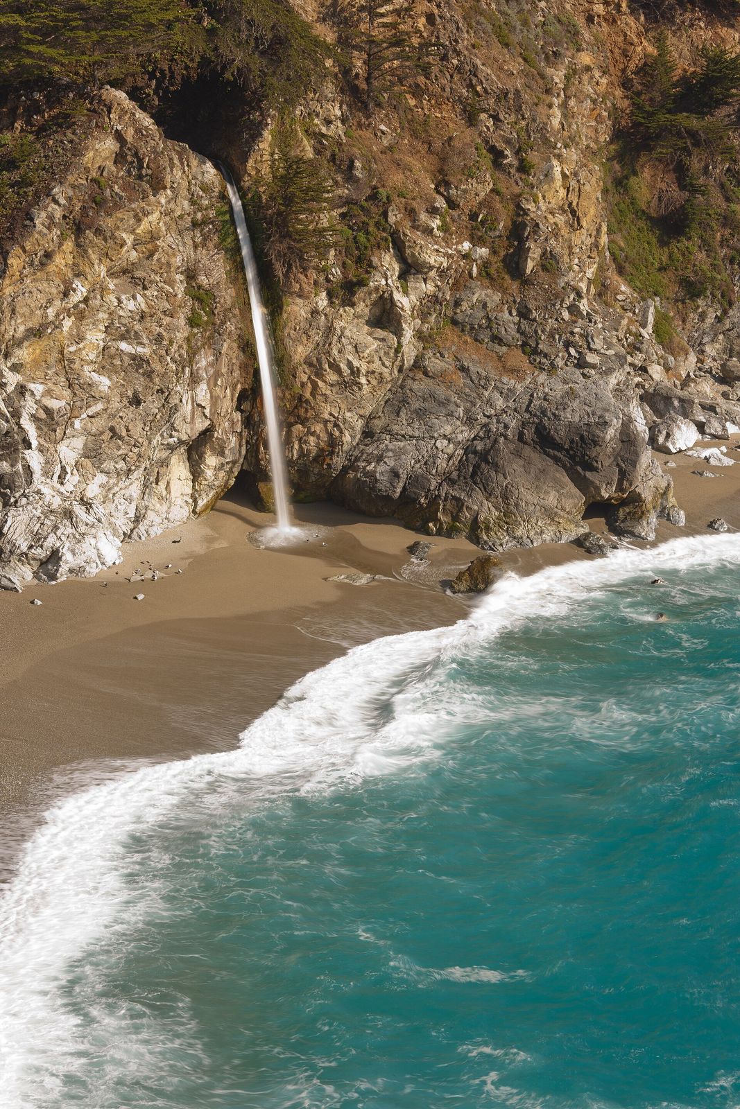 McWay Falls in Julia Pfeiffer Burns State Park, Big Sur, California.