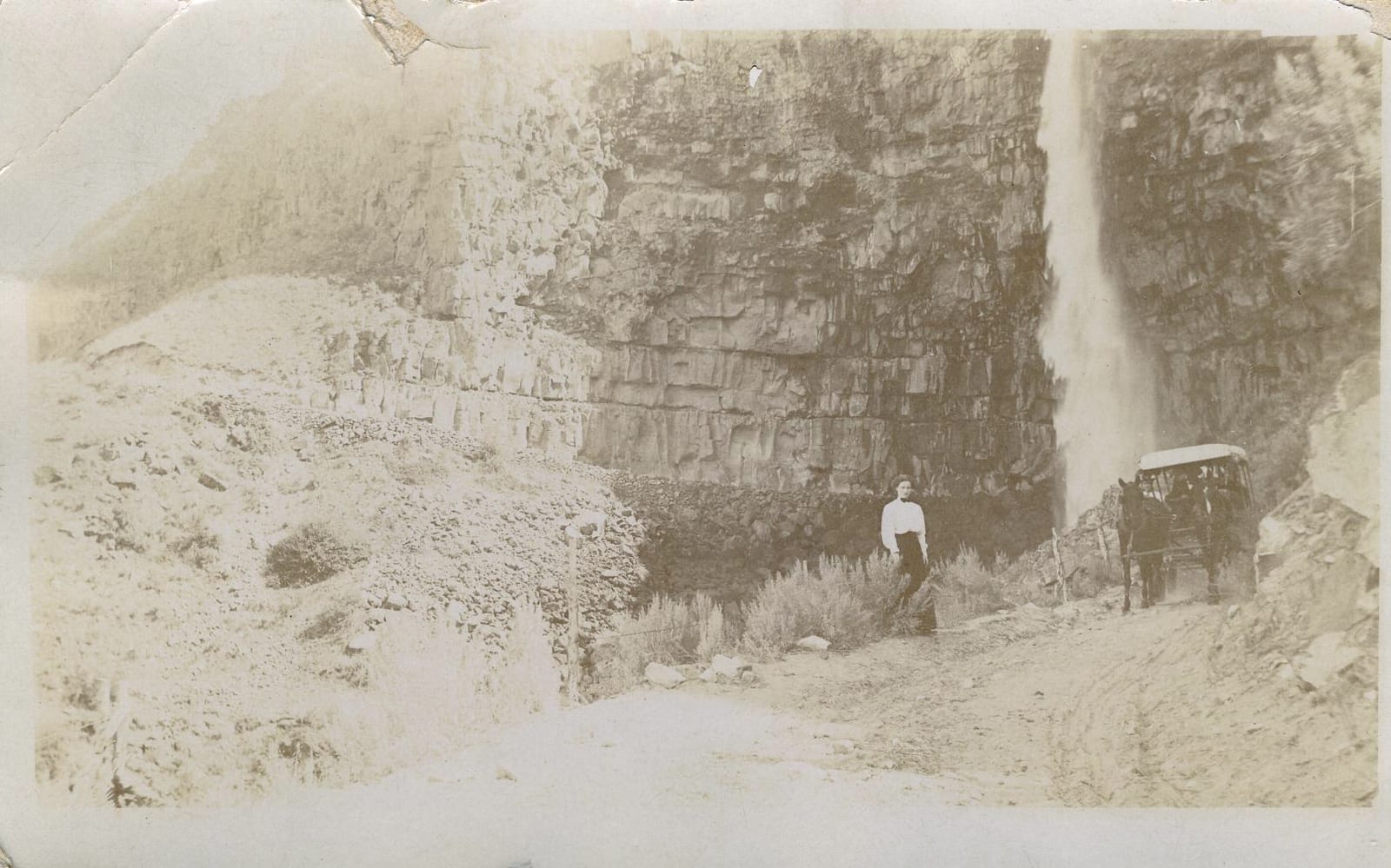 Image Title: Perrine Coulee Creek - Perrine Coulee Falls Date: 1909 Place: Perrine Coulee Falls, Perrine Coulee Creek, Twin Falls, Idaho Description/Caption: Me