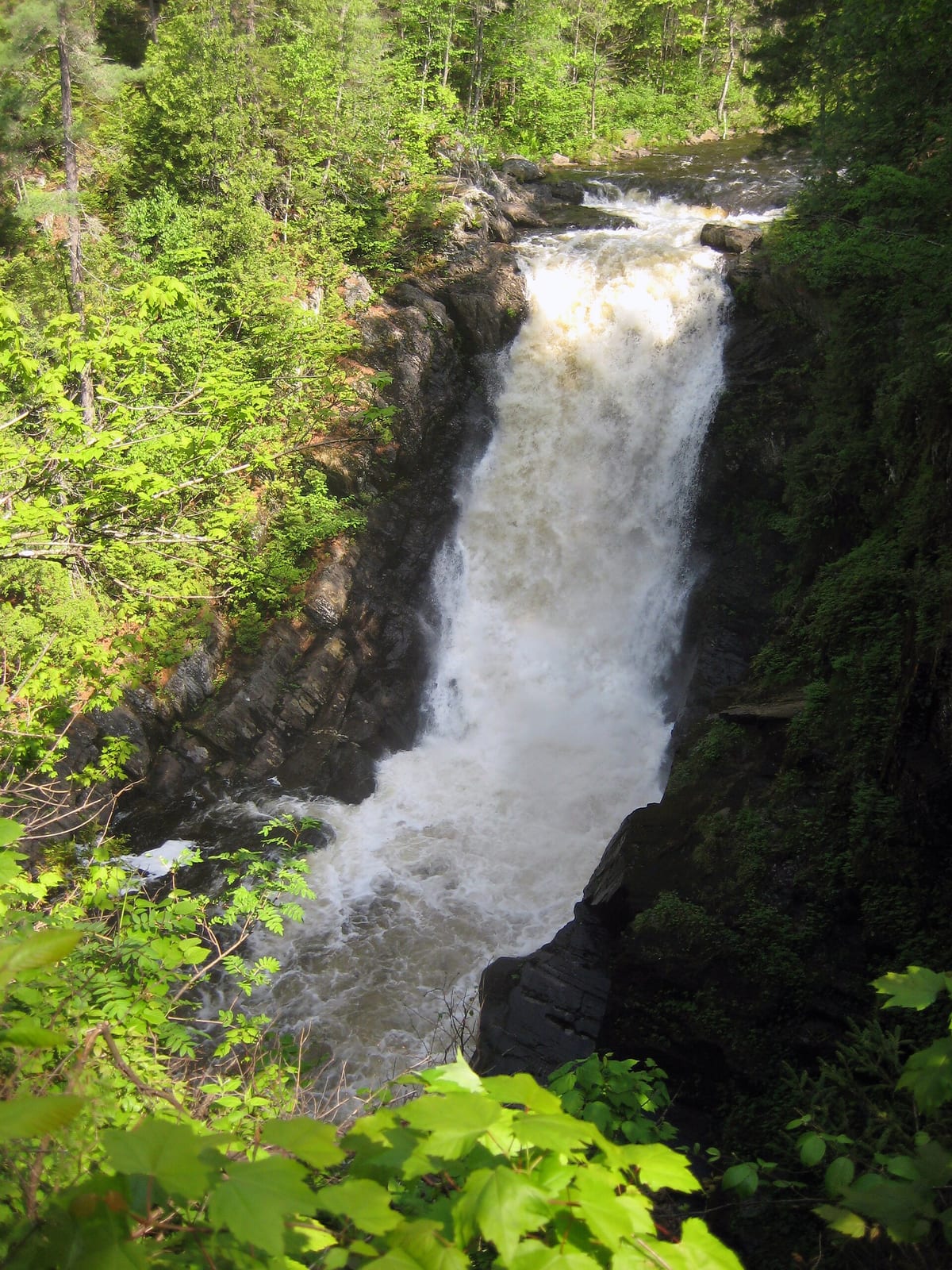 Moxie Falls , Maine