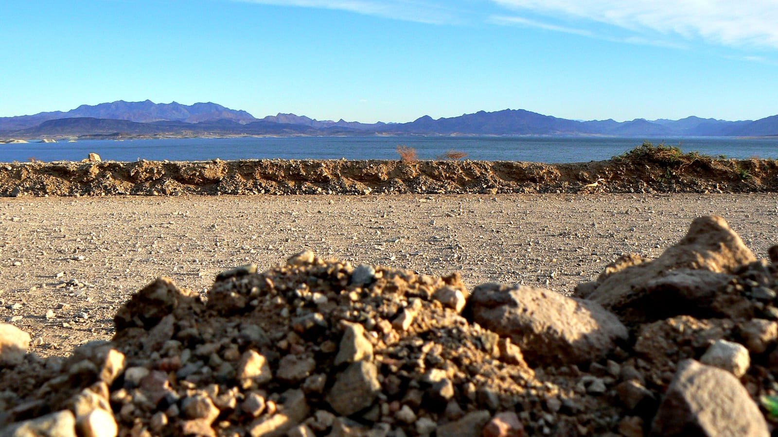 The rocky shore at Boulder Beach, December 2007