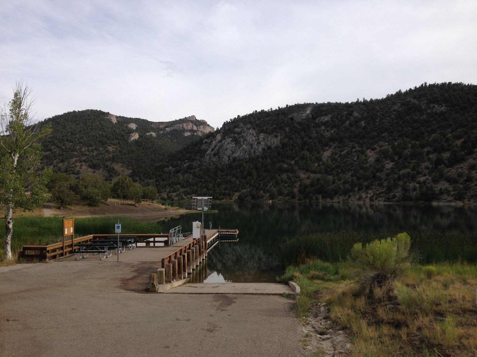 Boat launch and dock on Cave Lake