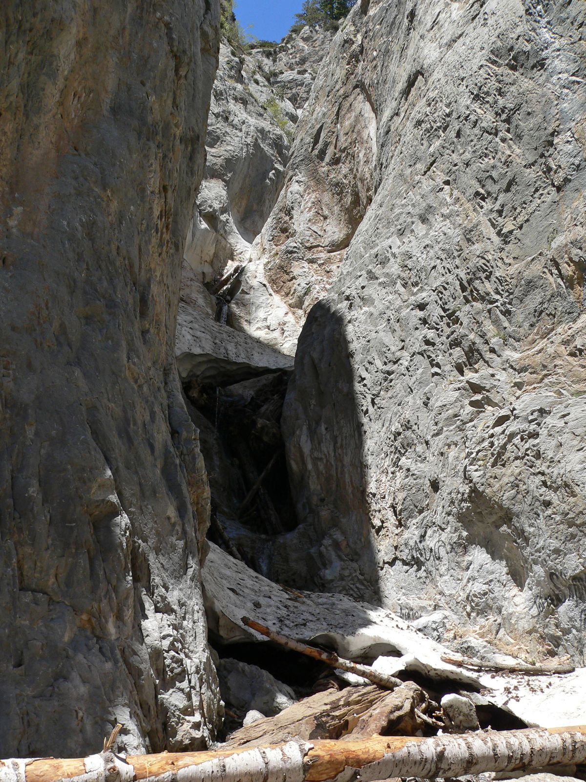 The narrow limestone cleft at Little Falls, Kyle Canyon, May 2008