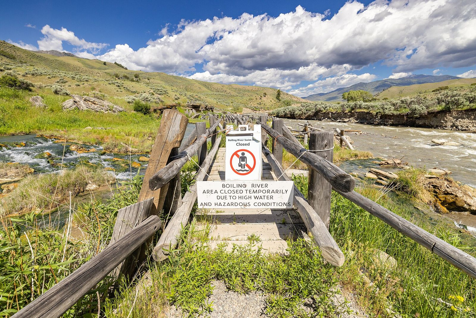 Boiling River area, Yellowstone National Park