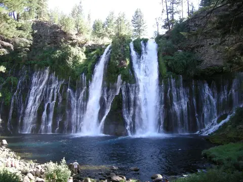 w:Burney Falls in w:McArthur-Burney Falls Memorial State Park, w:Shasta County, California.