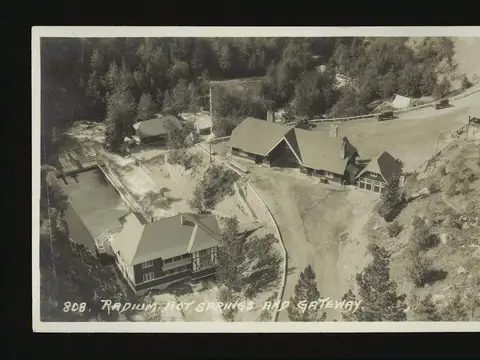On Back: Along the Line of the Canadian Pacific Railway. On Back: Made in Canada On Front: [printer's no.] 808 Description: Bird's eye view of Radium Hot Spring