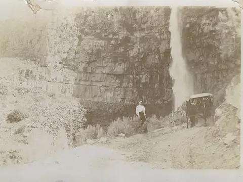 Image Title: Perrine Coulee Creek - Perrine Coulee Falls Date: 1909 Place: Perrine Coulee Falls, Perrine Coulee Creek, Twin Falls, Idaho Description/Caption: Me