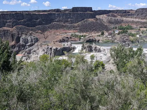 Shoshone Falls