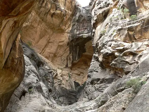 Waterfall overhang in Ice Box Canyon, May 2006
