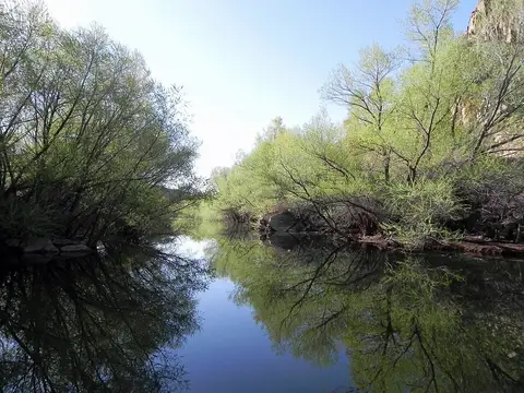 Quail Creek Reservoir and surrounding red rock